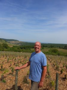 Pierre Fenals dans ses vignes - Le Clan des Sens